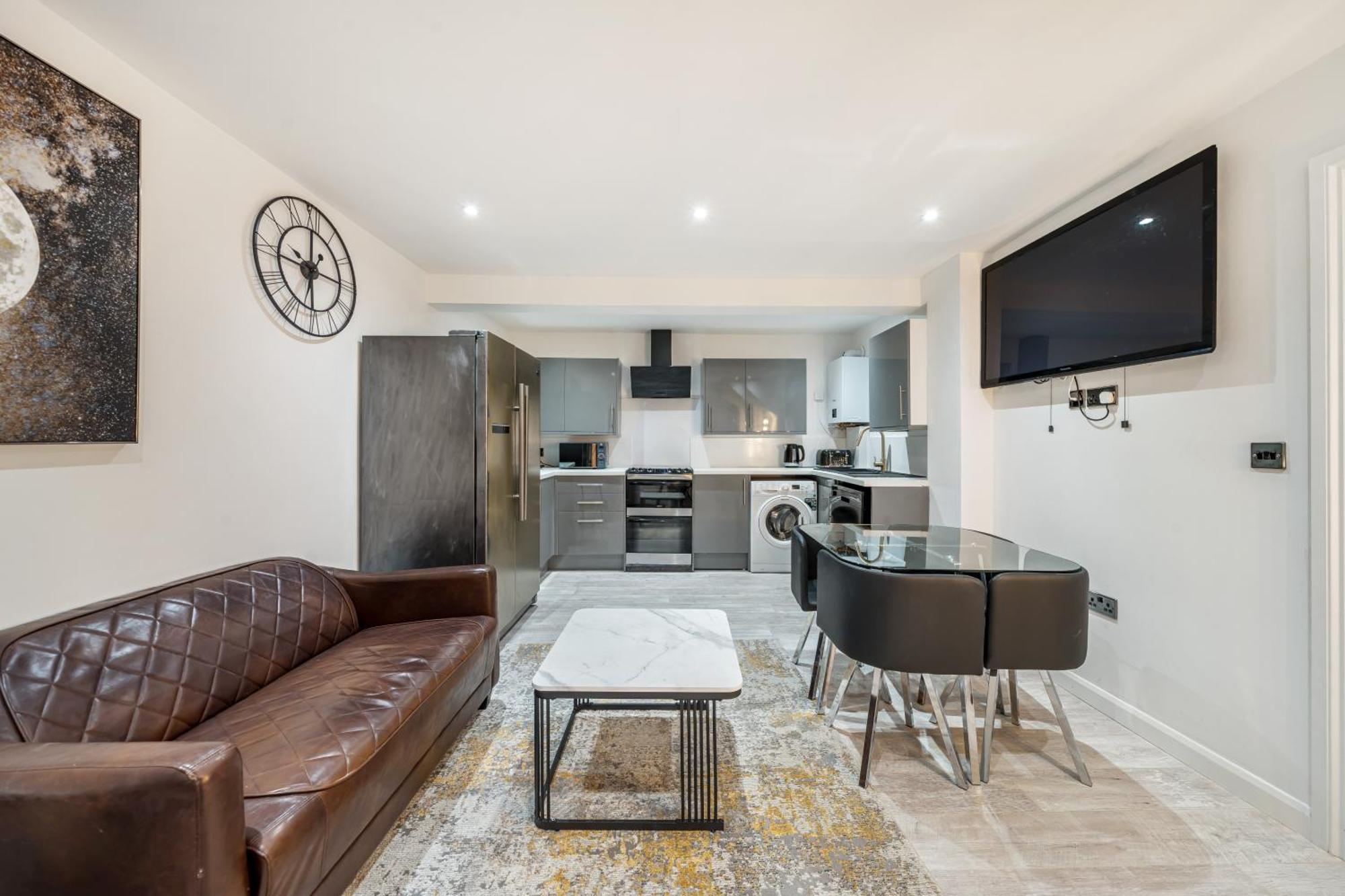 Two Bed Home In The Heart Of Egham Dış mekan fotoğraf
